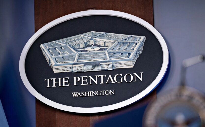 Pentagon stoppt Lieferung von Luftverteidigungsraketen und Munition an die Ukraine - Medien