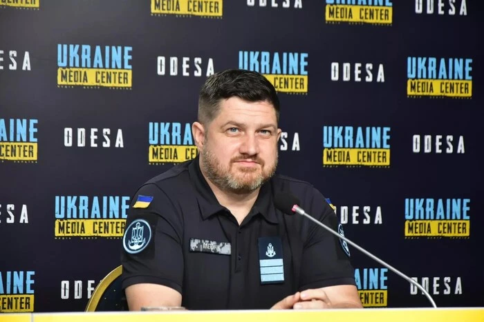 С Крыма летело всё, что только могло