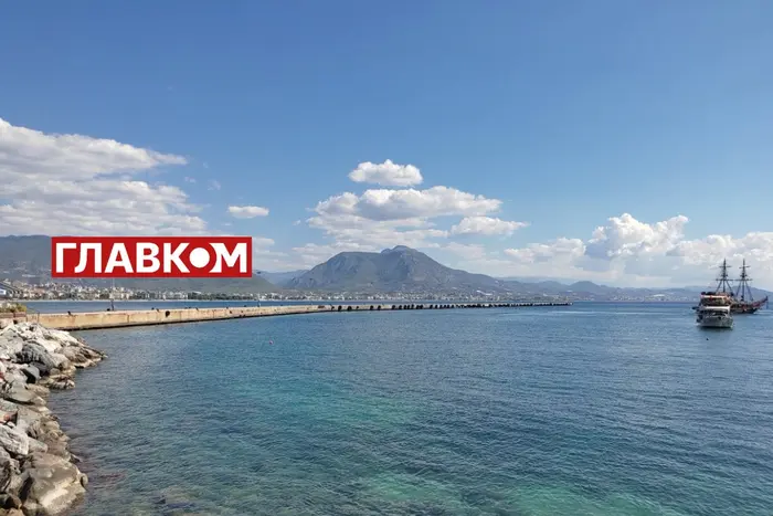 Пляжний краєвид у Єгипті, Болгарії, Туреччині