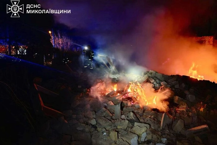 На фото видно наслідки атак БпЛА в Миколаїві