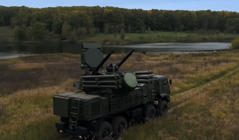 The Security Service of Ukraine destroyed 3 Russian helicopters and 'Pantsir-S1' at the airfield 'Kirovskoye' in Crimea