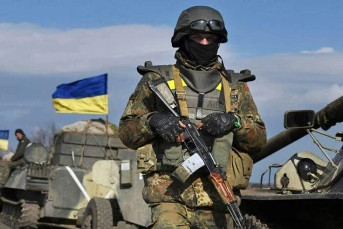 Фото керівника ЦПД, коментуючого провал російської операції зі звинувачення України у зриві перемир’я