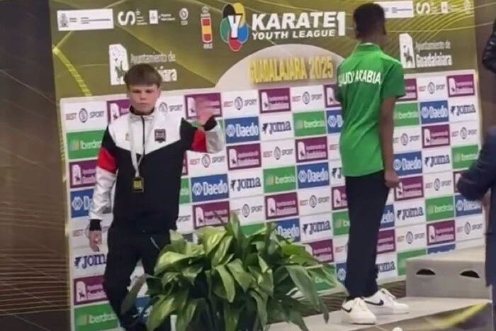Ukraiński karateka odmówił zrobienia wspólnego zdjęcia z Rosjaninem po zawodach