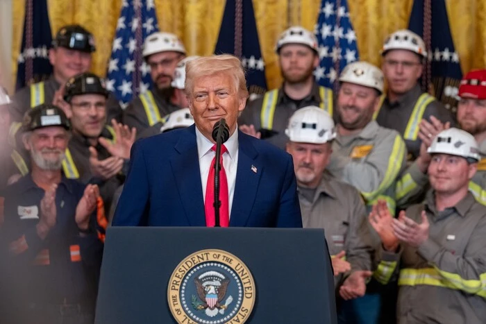 Трамп під час медогляду