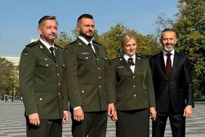 Z okazji Dnia Obrońców Ukrainy Żadan pokazał się w paradnym mundurze wojskowym