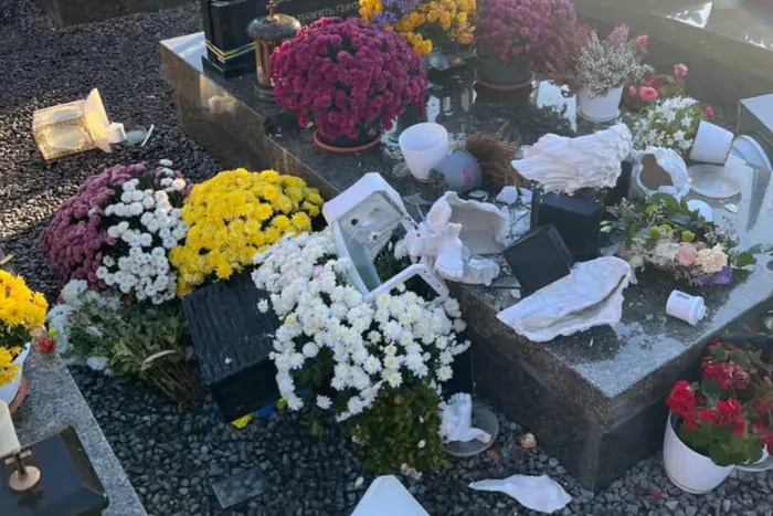 Military graves at Lychakiv Cemetery