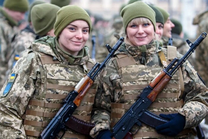 Женщины на мобилизации в Украине