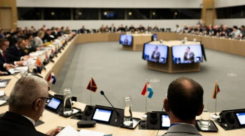 Kraje 'Ramstein' uzgodniły nowe kontrakty i przyspieszenie dostaw broni dla Sił Zbrojnych Ukrainy