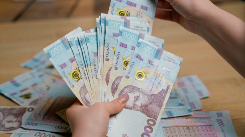 Штраф до 17 тисяч гривень: українцям загрожує покарання через гроші
